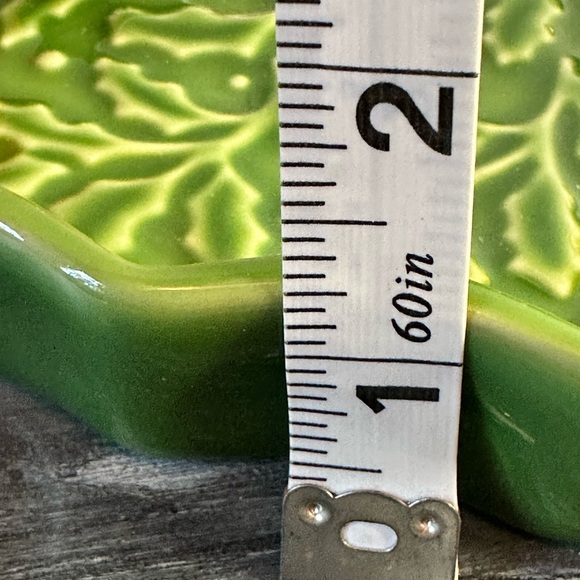 Hallmark dark green ceramic Christmas tree shaped goodies serving tray NWT - Picture 7 of 8